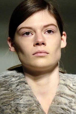 Look 18